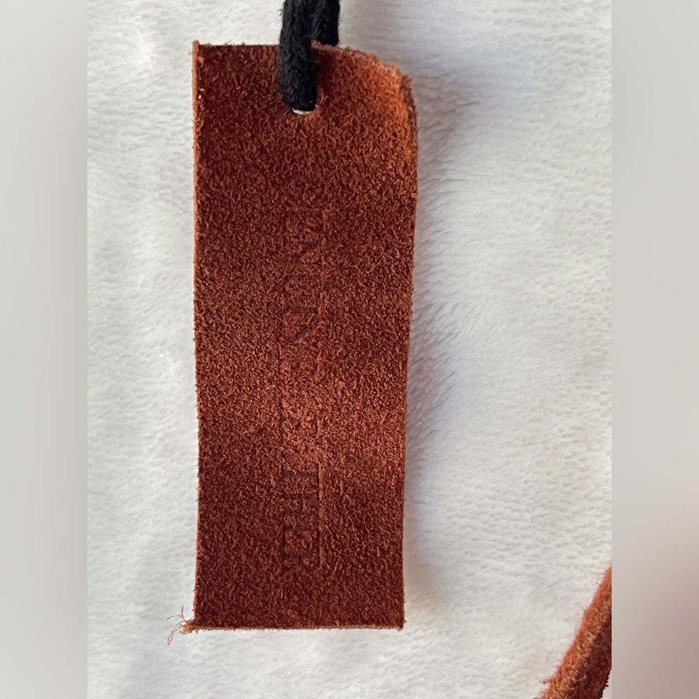 New world, market, leather Crossbody purse, rust color with tags - Picture 9 of 10